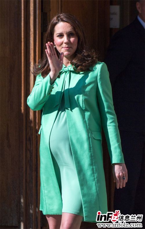 凯特王妃穿同色系